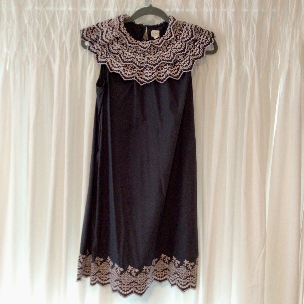 Gray cotton dress with ivory embroidery